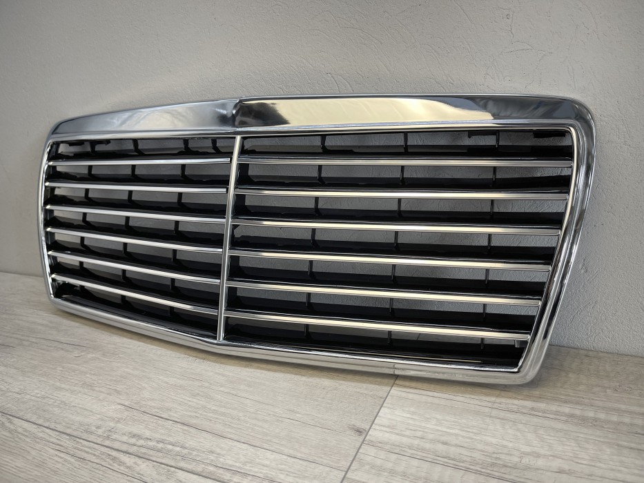 Решітка радіатора Mercedes E W124 стиль Avantgarde рестайл