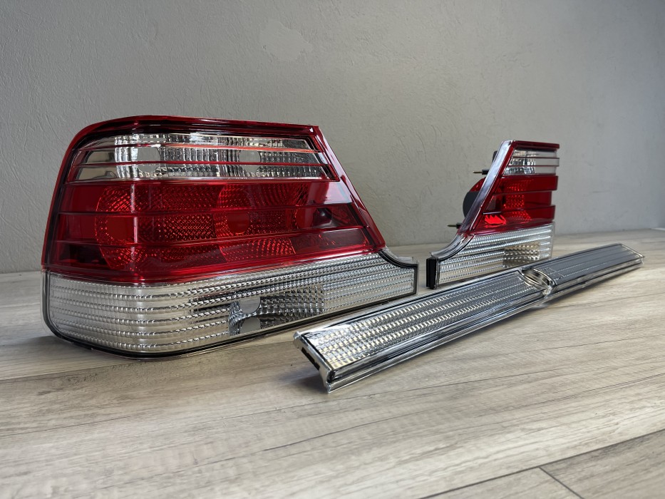 Ліхтарі задні Mercedes W140 червоно-хромовані