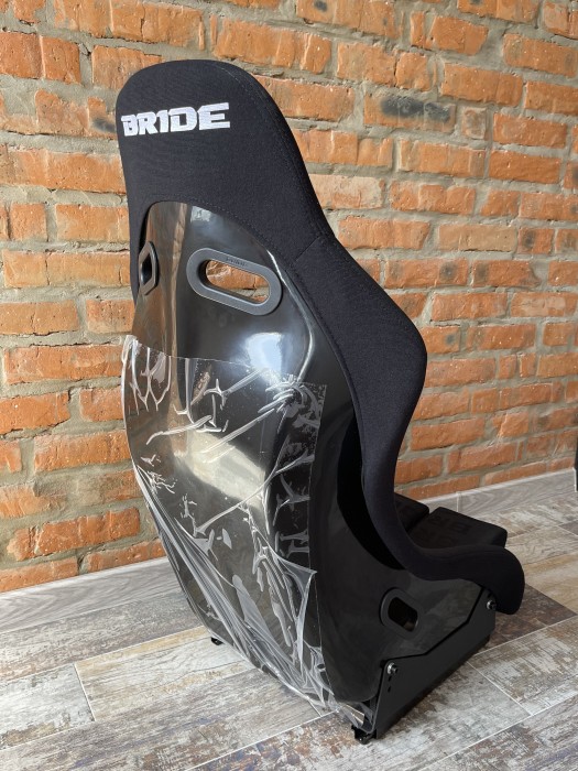Сидіння ковш автомобільне GTR велюр Bride Black