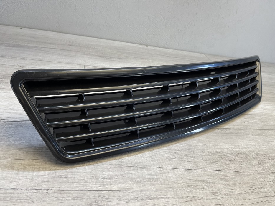 Тюнінгова решітка радіатора Audi A6 C5 дорестайлінг чорна