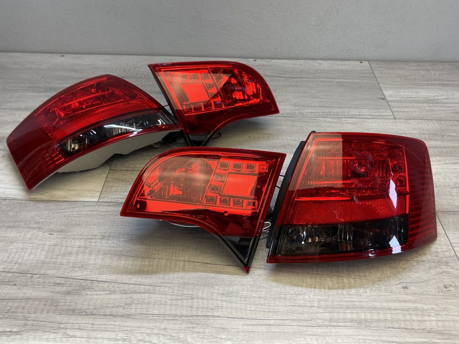 Ліхтарі задні тюнінгові з діодами Audi A4 B7 avant red-smoke