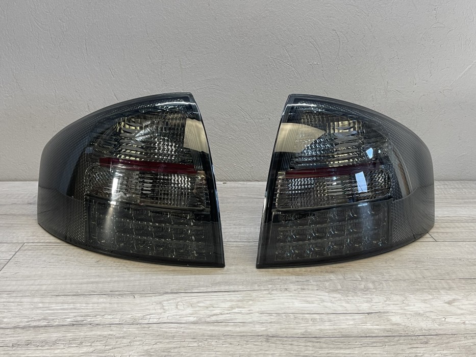 Світлодіодні ліхтарі задні Audi A6 C5 седан, тоновані