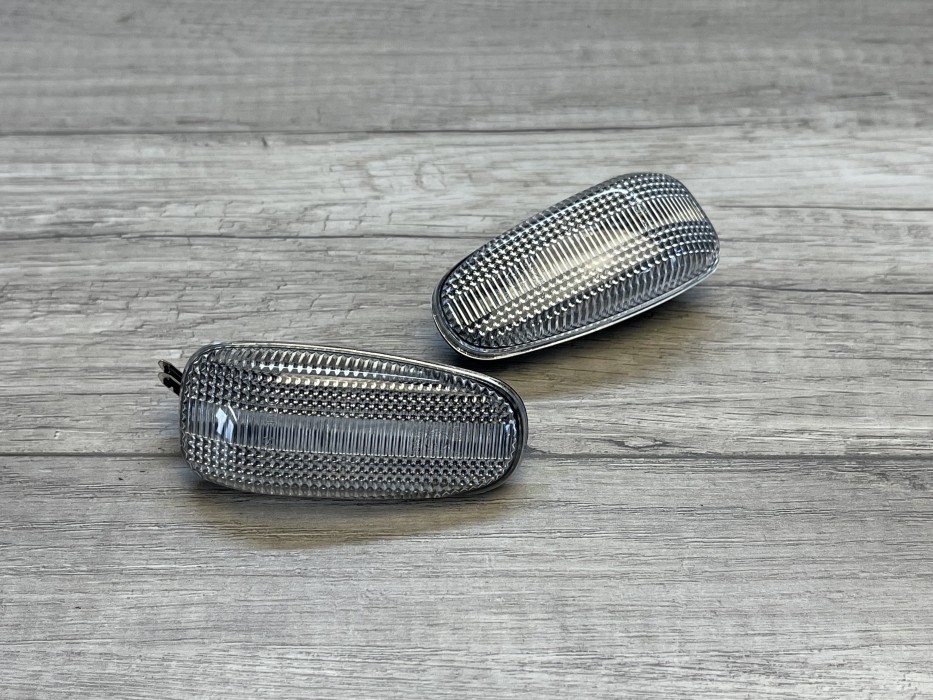 LED повороти в крила Mercedes W124/ W210/ W202/ SLK/ CLK/ W208