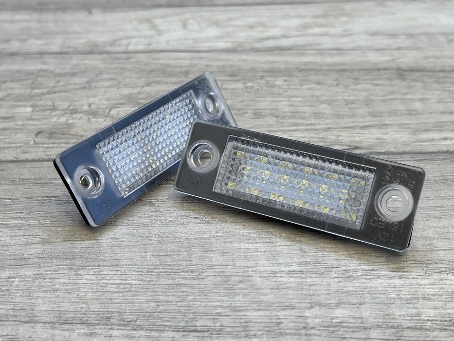 LED підсвітка номера VW Golf Passat Caddy T5 Touran / Skoda Superb