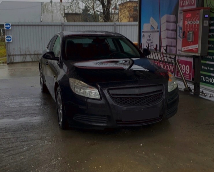 Решітка радіатора OPEL INSIGNIA у стилі OPC чорна матова