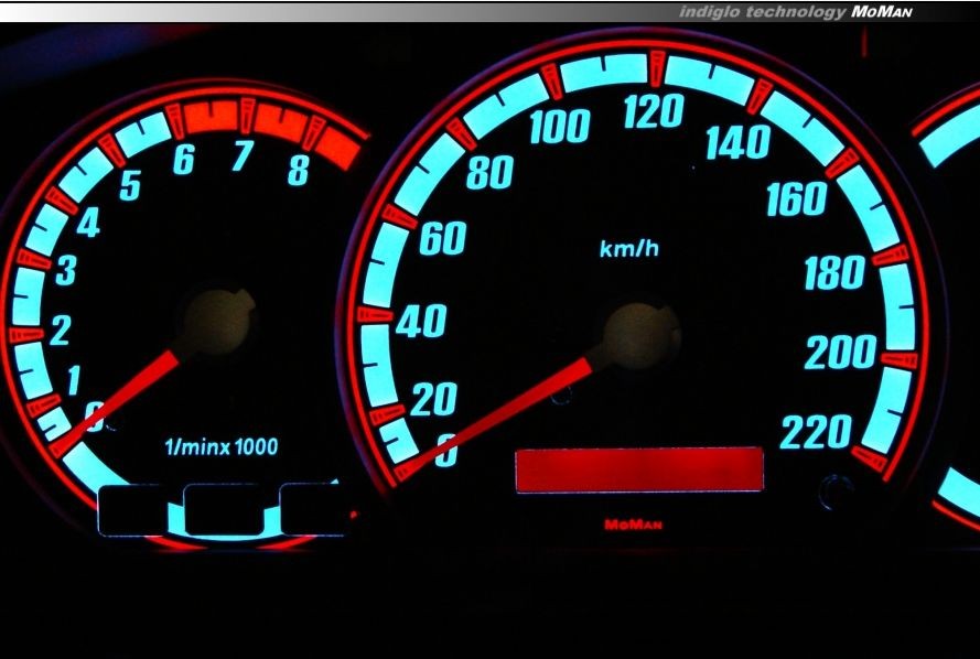 Тюнінгові накладки на панель приладів Kia Sorento вар. 1