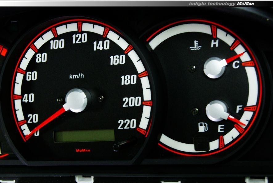 Тюнінгові накладки на панель приладів Kia Sorento вар. 1