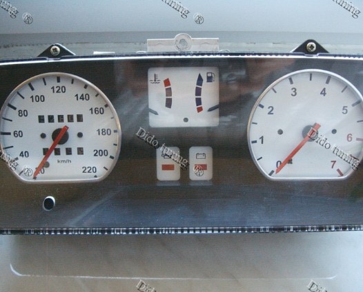 Хромовані кільця в щиток приладів Opel Kadet E