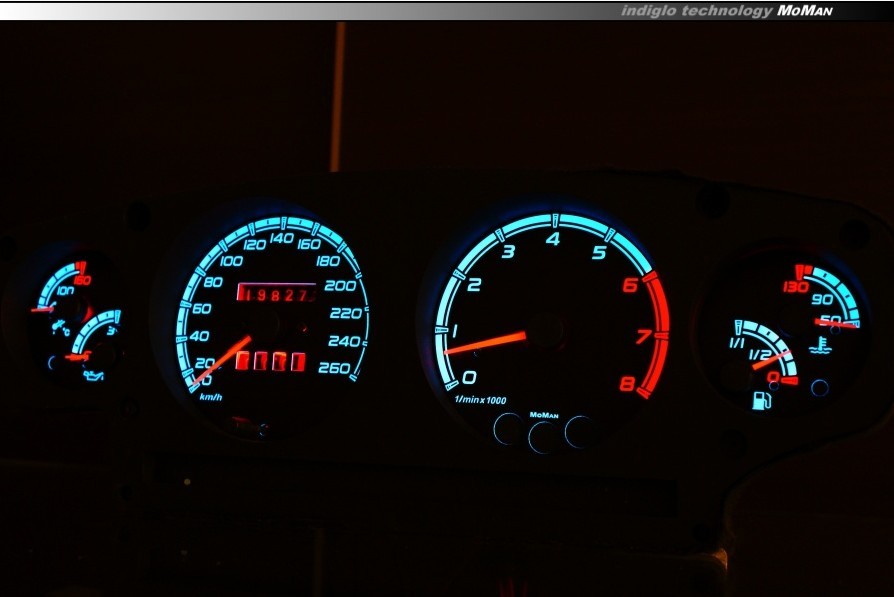 Тюнінг накладки у щиток приладів Fiat Coupe