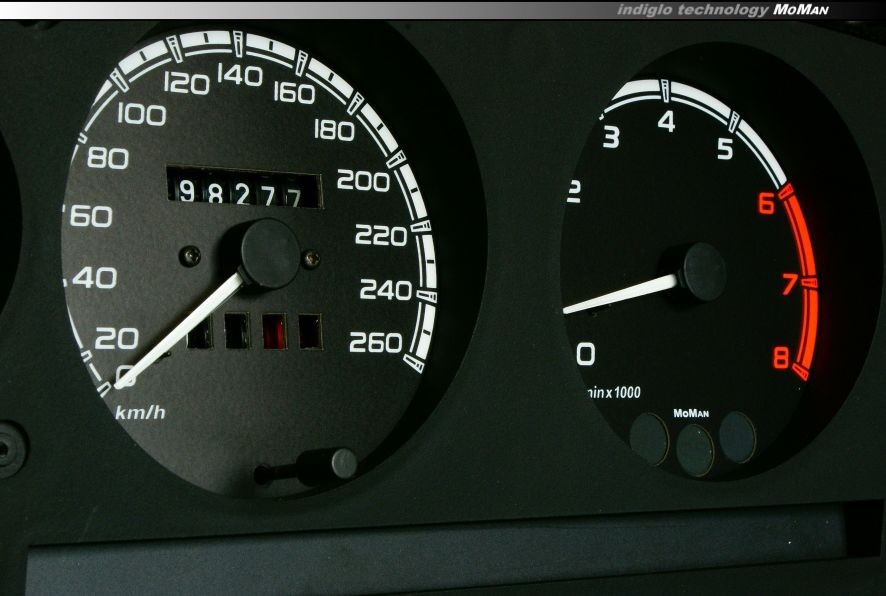 Тюнінг накладки у щиток приладів Fiat Coupe