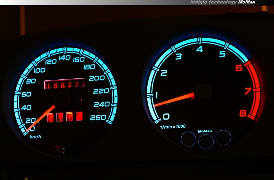 Тюнінг накладки у щиток приладів Fiat Coupe