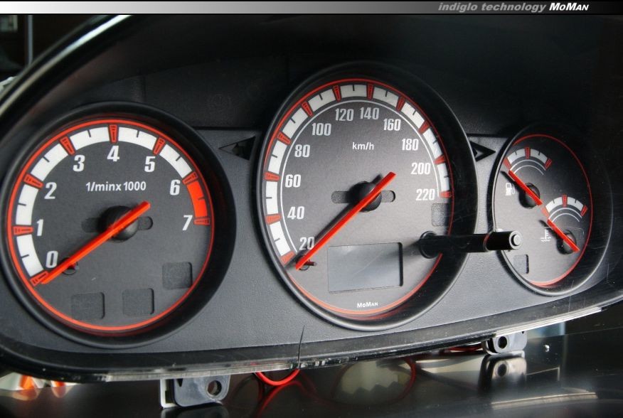 Накладки, що світяться в приборку з цифровим дисплеєм Ford Escort Mk7 вар. 2