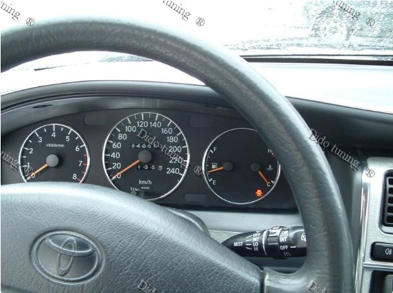 Кільця на прилади Toyota Carina E
