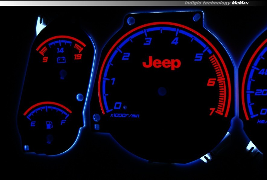 Тюнінг накладки на панель приладів Jeep Grand Cherokee 1999-2001 вар. 1