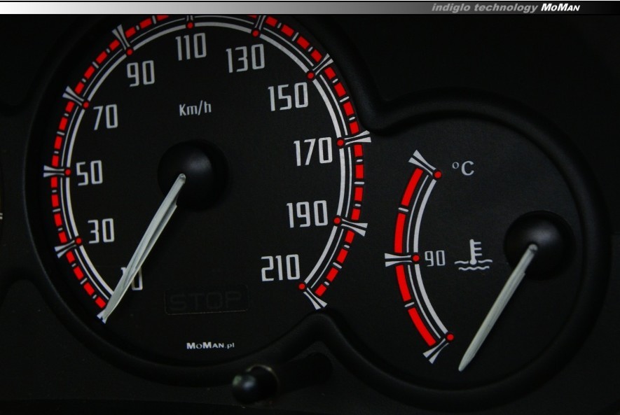 Тюнінгові накладки на панель приладів Citroen Berlingo