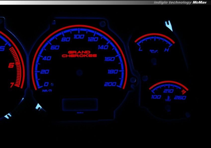 Тюнінг накладки на панель приладів Jeep Grand Cherokee 1999-2001 вар. 1