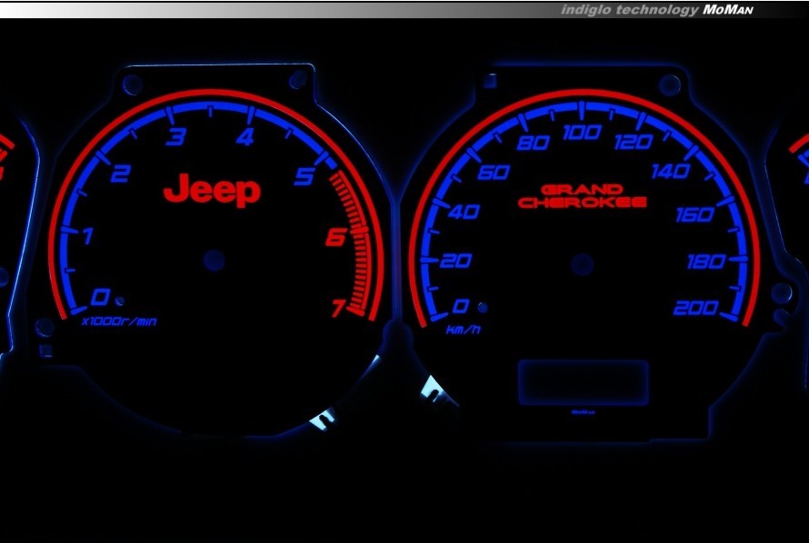 Тюнінг накладки на панель приладів Jeep Grand Cherokee 1999-2001 вар. 1