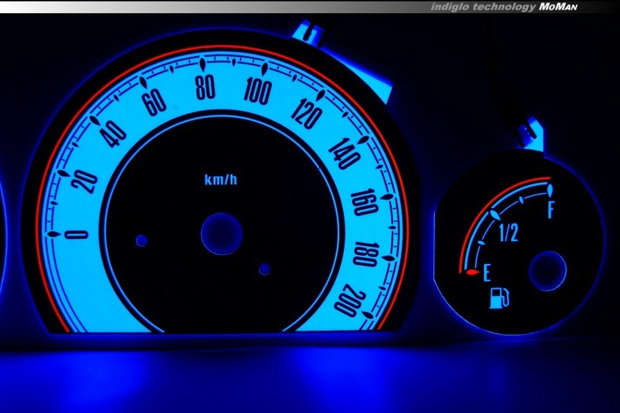 Плазмові накладки на панель приладів Chrysler Voyager 1996-2000