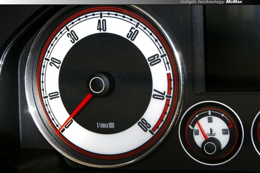 Плазмові накладки (вставки) в щиток приладів Volkswagen Golf 5, Jetta, Touran, Eos