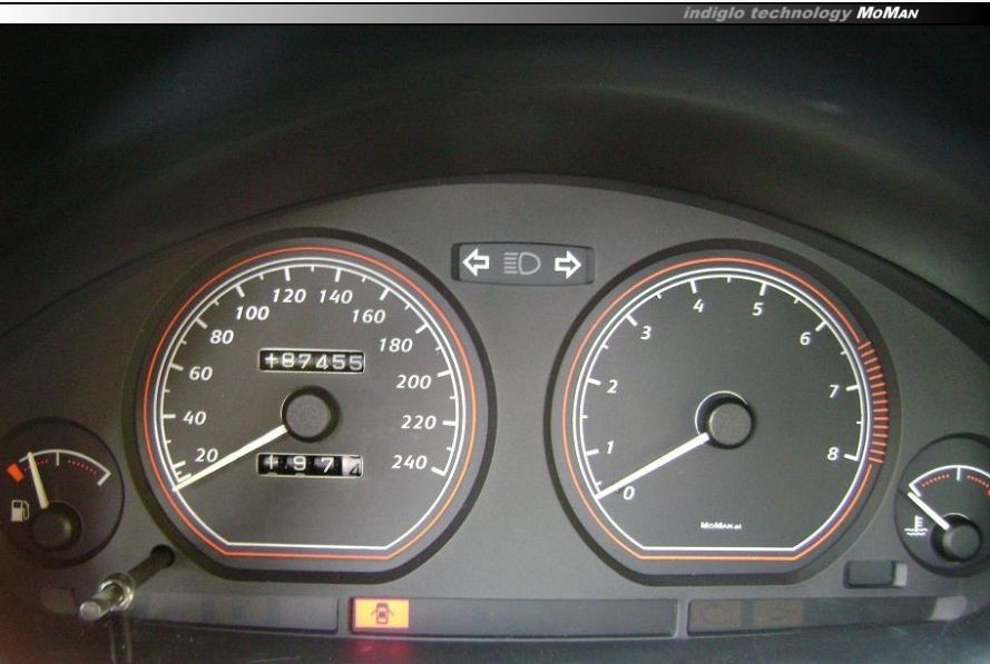 Накладки, що світяться, в щиток приладів Mitsubishi Carisma вар. 2