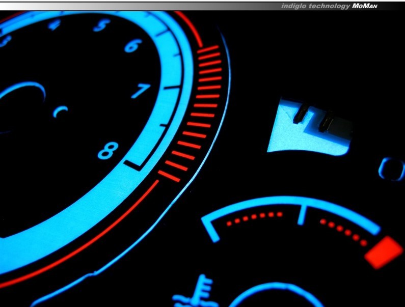 Тюнінгові накладки на панель приладів Mitsubishi Carisma вар. 1