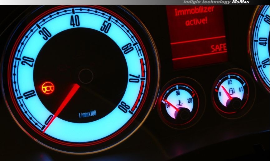 Плазмові накладки (вставки) в щиток приладів Volkswagen Golf 5, Jetta, Touran, Eos