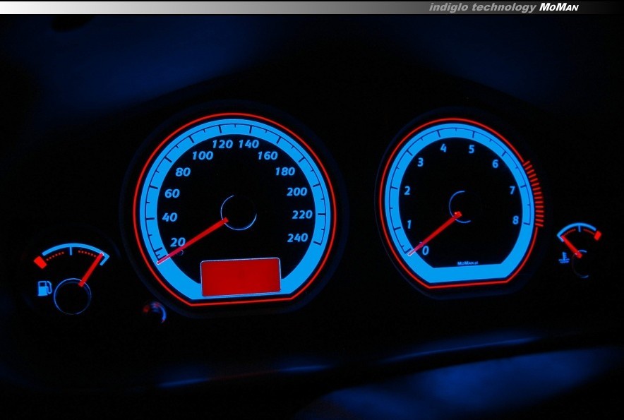 Тюнінгові накладки на панель приладів Mitsubishi Carisma вар. 1