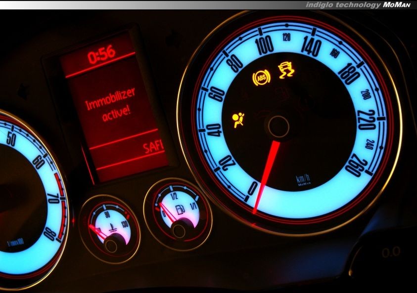 Плазмові накладки (вставки) в щиток приладів Volkswagen Golf 5, Jetta, Touran, Eos