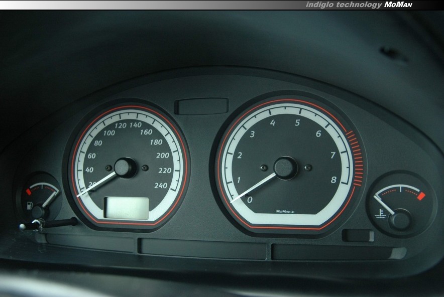 Тюнінгові накладки на панель приладів Mitsubishi Carisma вар. 1