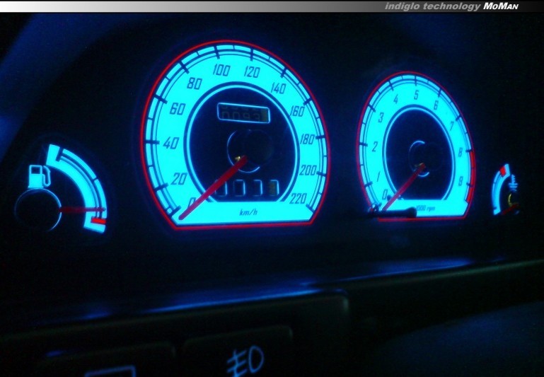 Накладки тюнінгові на панель приладів Suzuki Swift