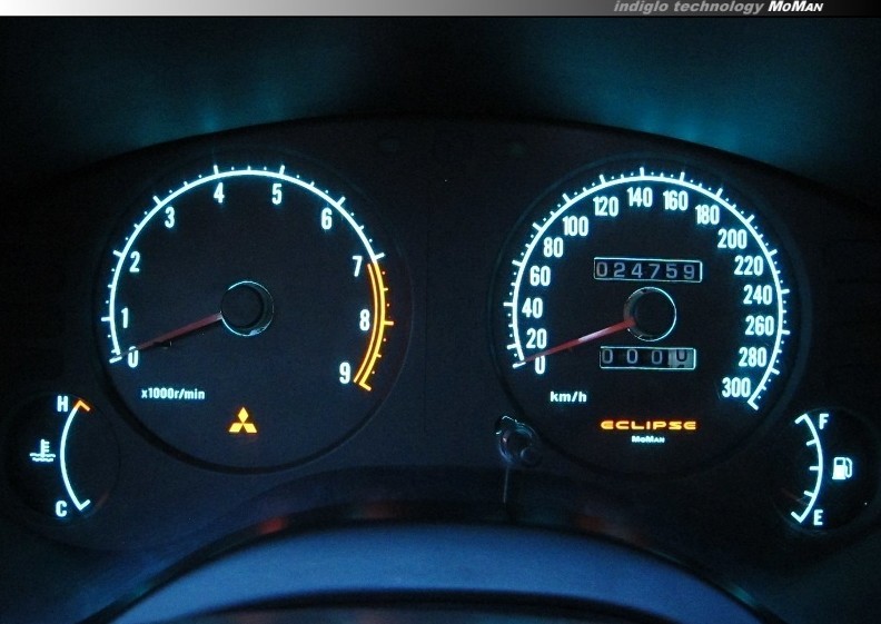Тюнинговые накладки в щиток приборов Mitsubishi Eclipse 2G вер. 1