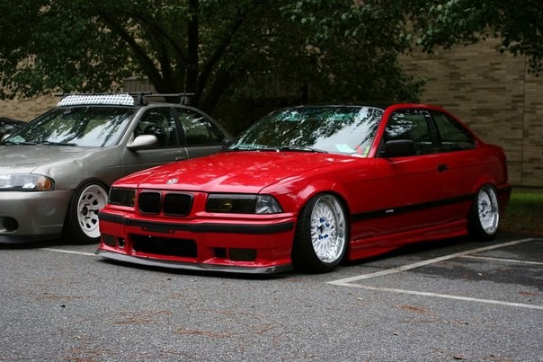 Чорні решітки радіатора BMW E36 рестайлінг