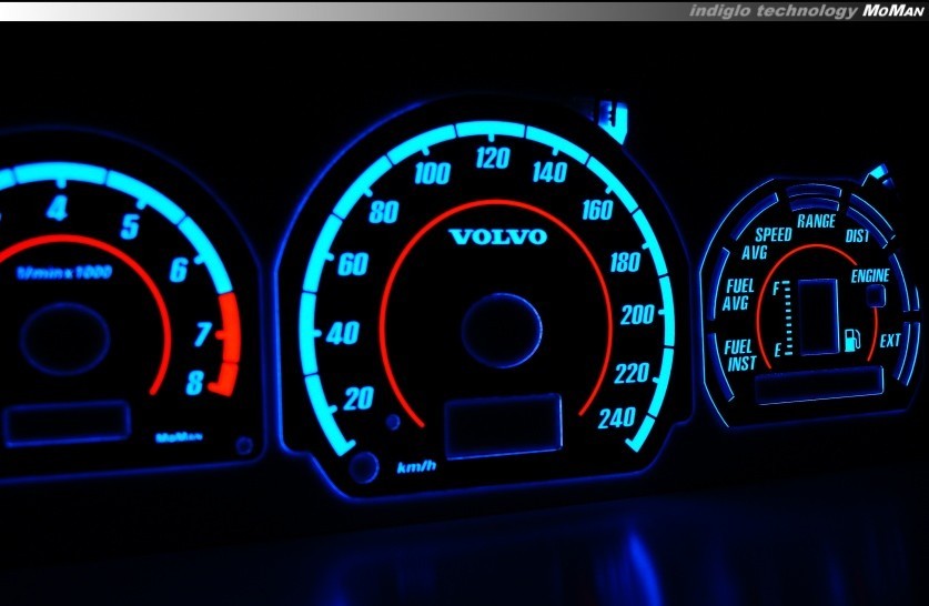 Плазмові тюнінг накладки на шкали приладів Volvo V40 / S40 1995-2002
