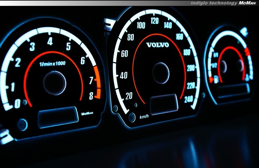 Плазмові тюнінг накладки на шкали приладів Volvo V40 / S40 1995-2002
