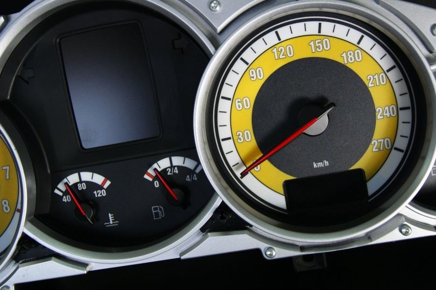 Тюнінгові накладки на шкали приладів Porsche Cayenne 2002-2010 вар. 1