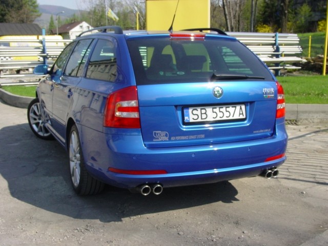 Модельний глушник Skoda Octavia II RS (125-410/70RS)