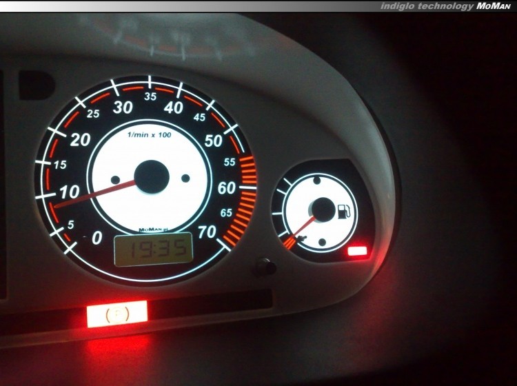 Тюнінгові накладки в щиток приладів Skoda Felicia вер. 1