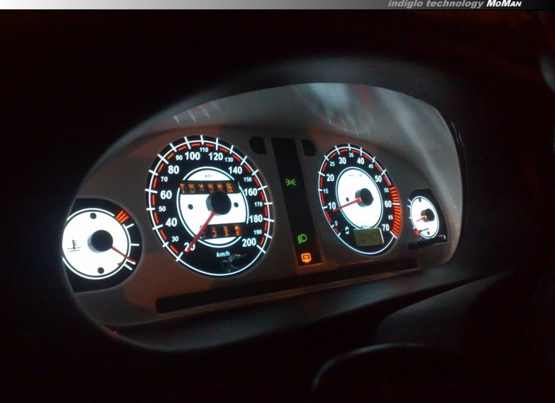 Тюнінгові накладки в щиток приладів Skoda Felicia вер. 1