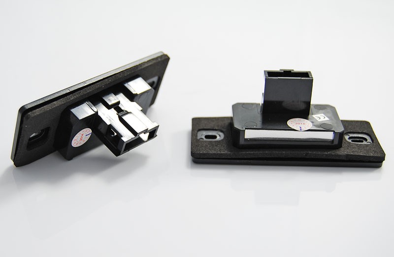 LED підсвічування номера VW TIGUAN / TOUAREG / GOLF V VARIANT / PORSCHE CAYENNE