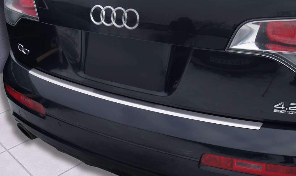 Накладка на бампер із загином AUDI Q7 (2006-2009)