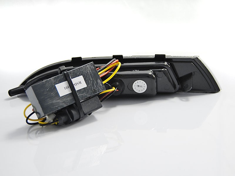 Повороти передні VOLKSWAGEN SCIROCCO (2008-...)