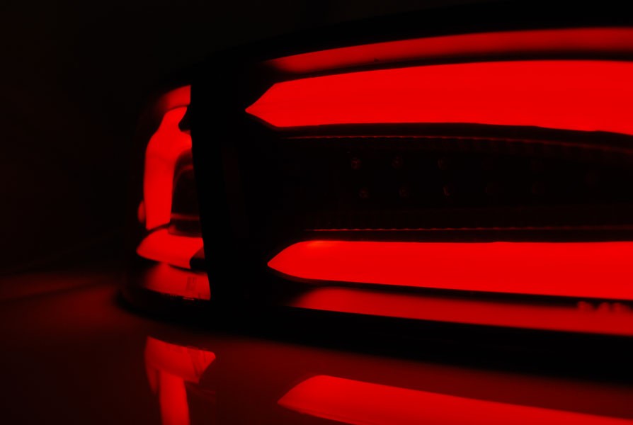 Тюнінгові задні стопи діодні (ліхтарі) SEAT IBIZA 3 6L RED SMOKE
