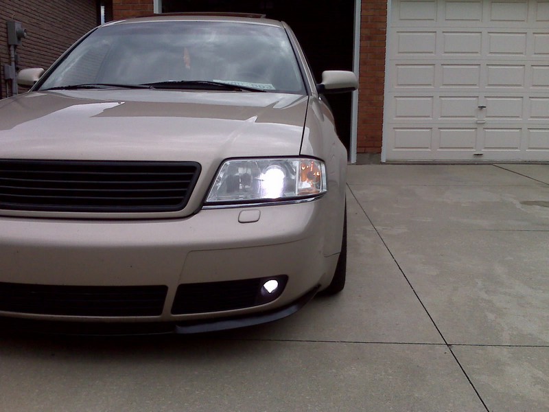 Тюнінгова решітка радіатора Audi A6 C5 дорестайлінг чорна