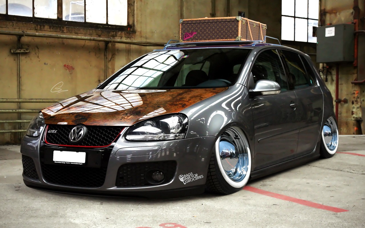 Решітка радіатора VW Golf 5 стиль GTI з місцем під логотип