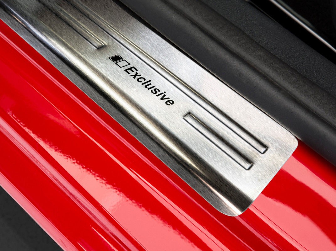 Накладки на пороги Skoda Fabia III Hatchback / Skoda Fabia 3 Kombi