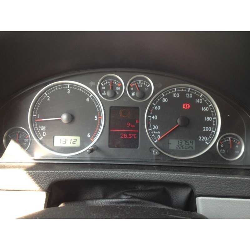 Кільця в щиток Volkswagen T5 / Multivan у стилі Audi RS6 (6 кілець)