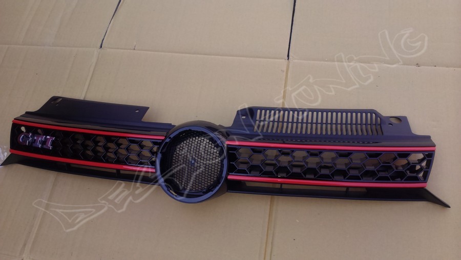 Решетка радиатора VW Golf 6 GTI