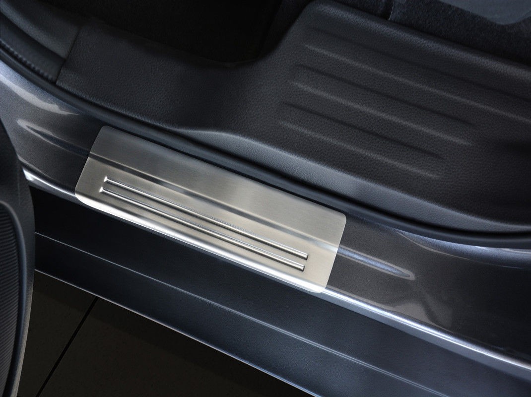 Накладки на пороги Nissan X-Trail III матові