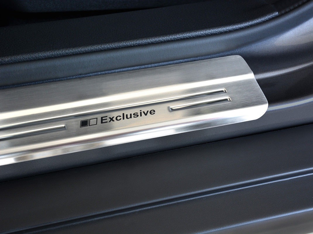 Накладки на пороги Nissan X-Trail III матові