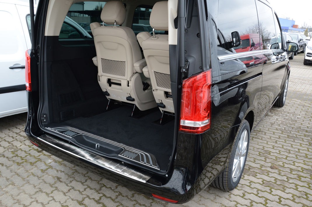 Накладка на бампер із загином та ребрами Mercedes W447 klasa V, Mercedes Vito III